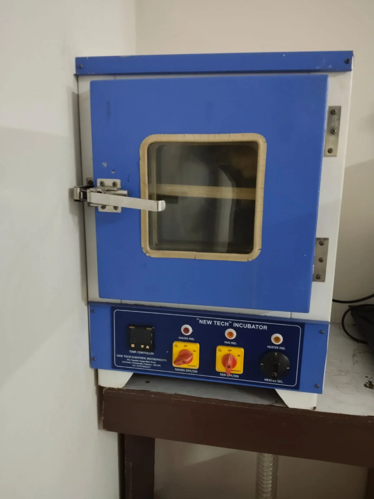 Benchtop Microbial Culture Incubator