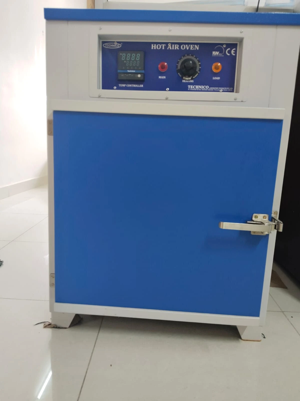 Hot Air Oven & Incubator